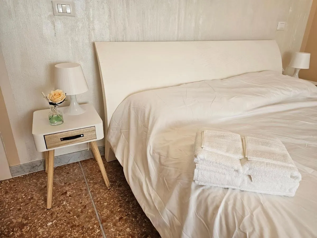 La Casetta Di Michela 피사 아파트